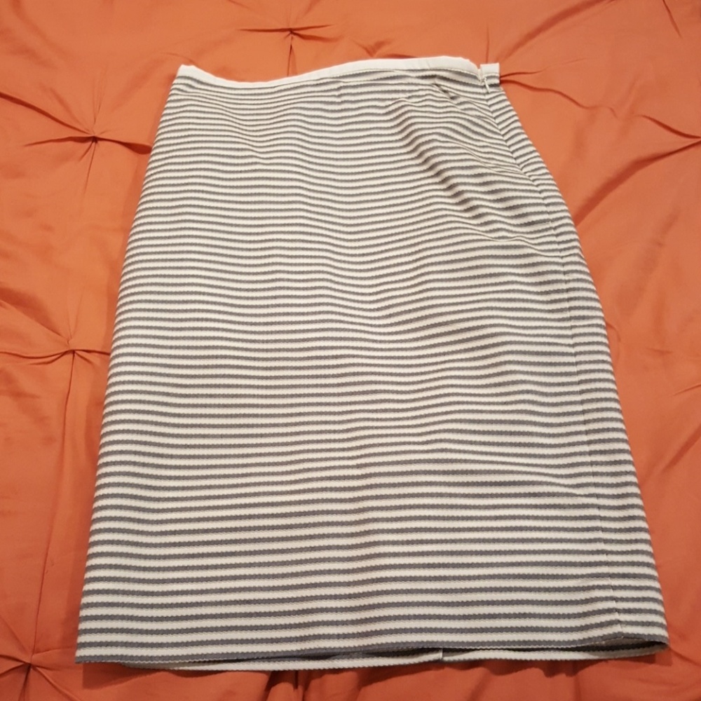 Striped pencil skirt